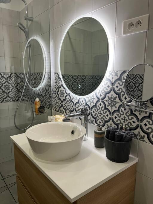 Superbe Appartement Moderne En Rez-De-Chaussee Ozoir-la-Ferriere ภายนอก รูปภาพ